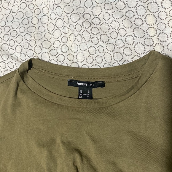 Army green crop top - Picture 4 of 5